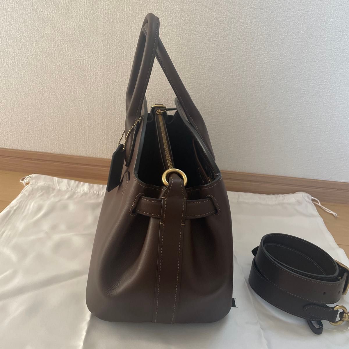 COACH コーチエンパイアキャリーオール 35 メイプル｜Yahoo!フリマ（旧