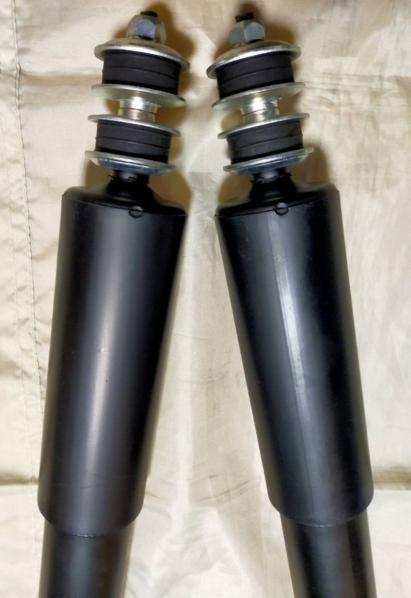 新車外し】200系 ハイエース 純正 フロント ショックアブソーバー『KYB