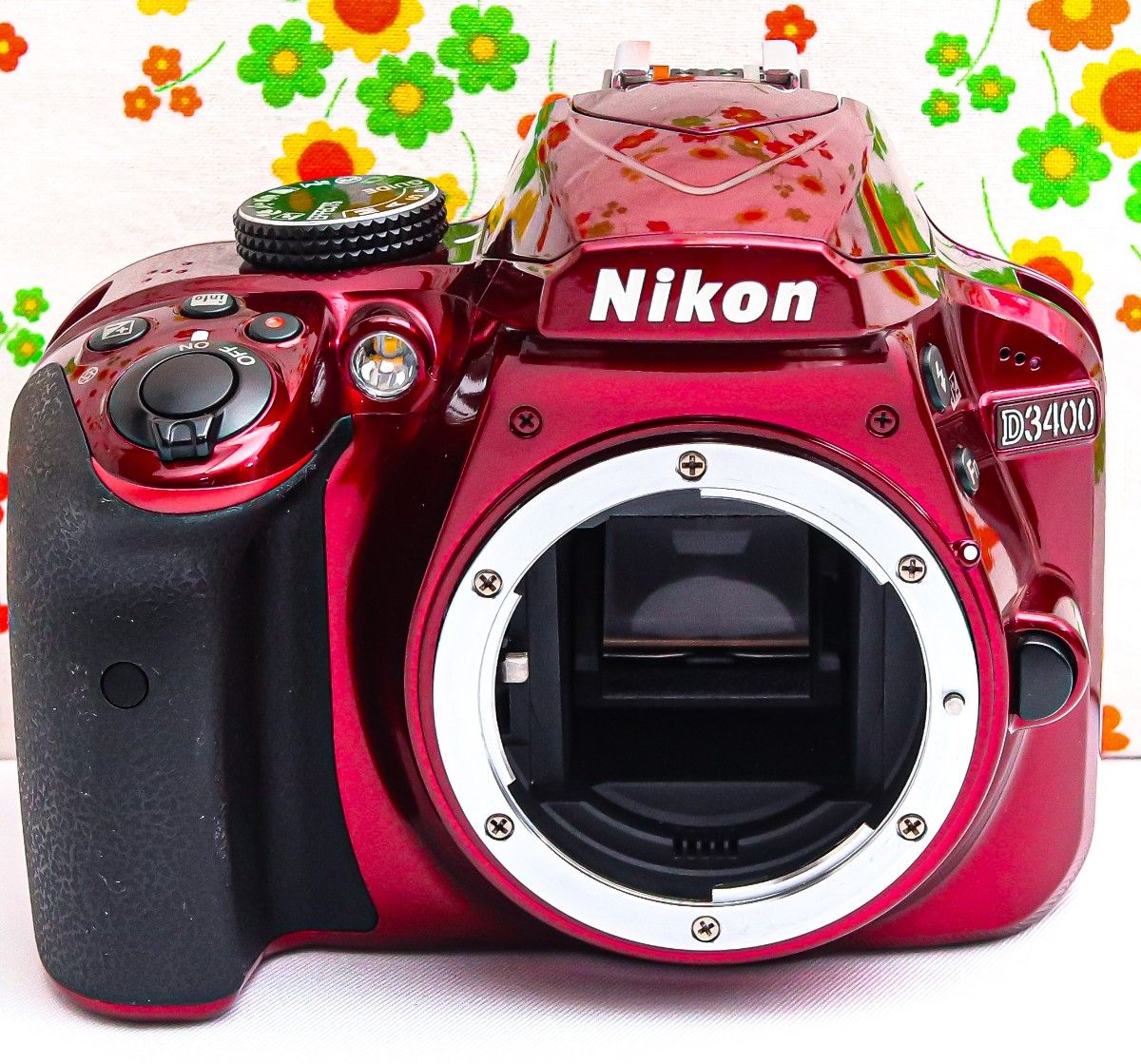 一眼レフ Nikon D3400 スマホ転送 美品 （総ショット6140） 使用感少美