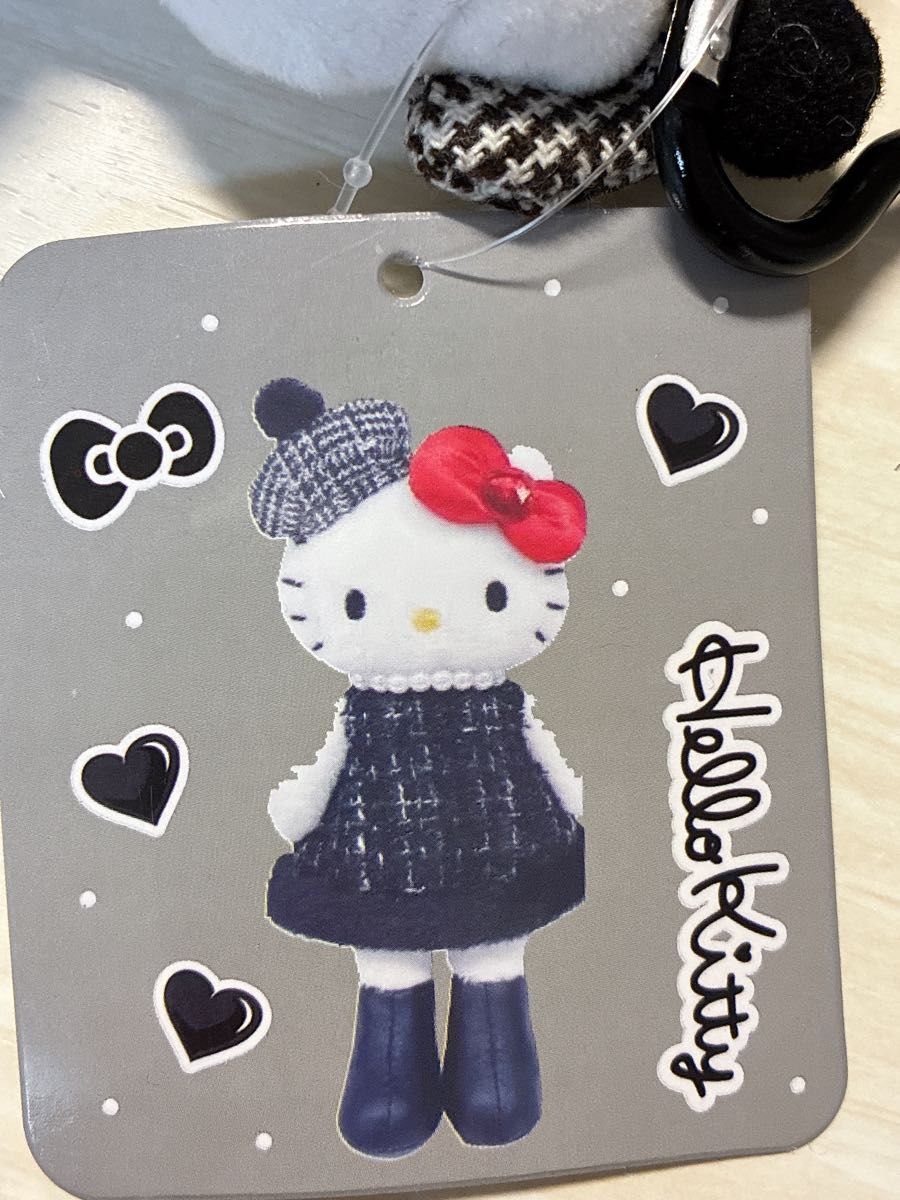 ハローキティ スタイルアップマスコット ツイードドレス 脚長｜Yahoo