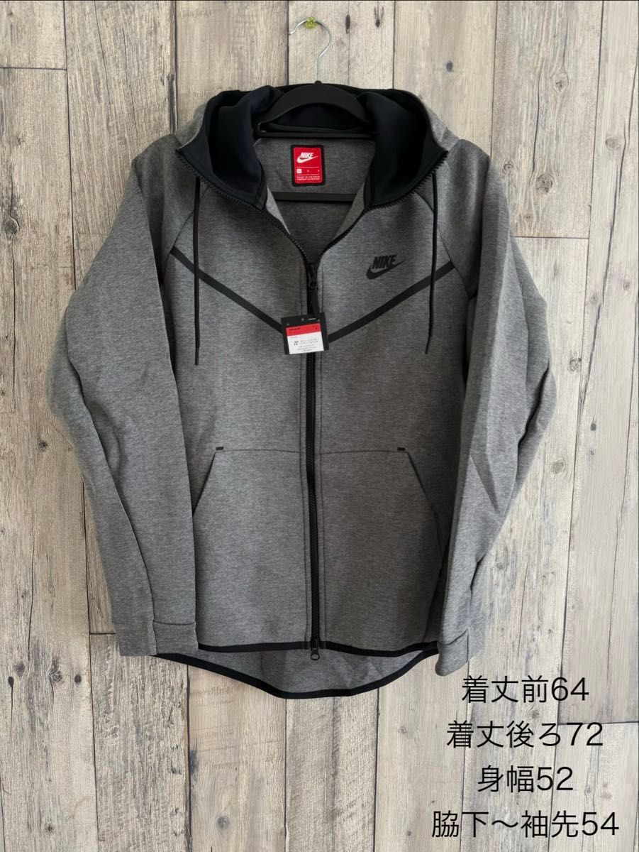 新品 メンズL グレー テックフリース セットアップ NIKE 赤タグ 廃盤