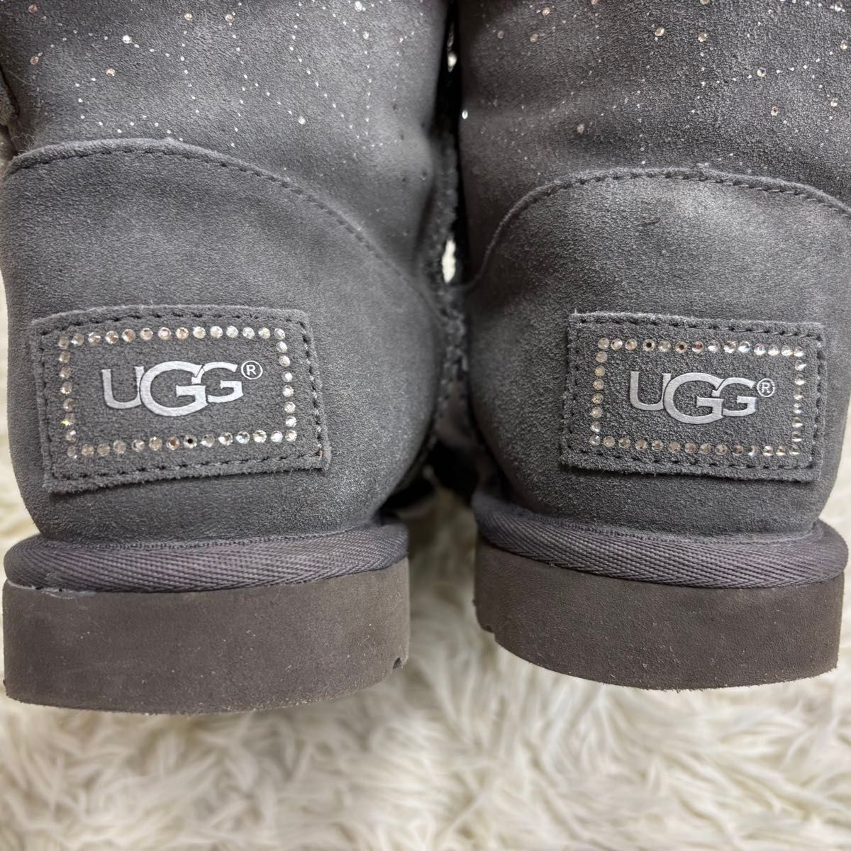 限定コラボ】UGG アグ スワロフスキー グレー 星座 ムートンブーツ