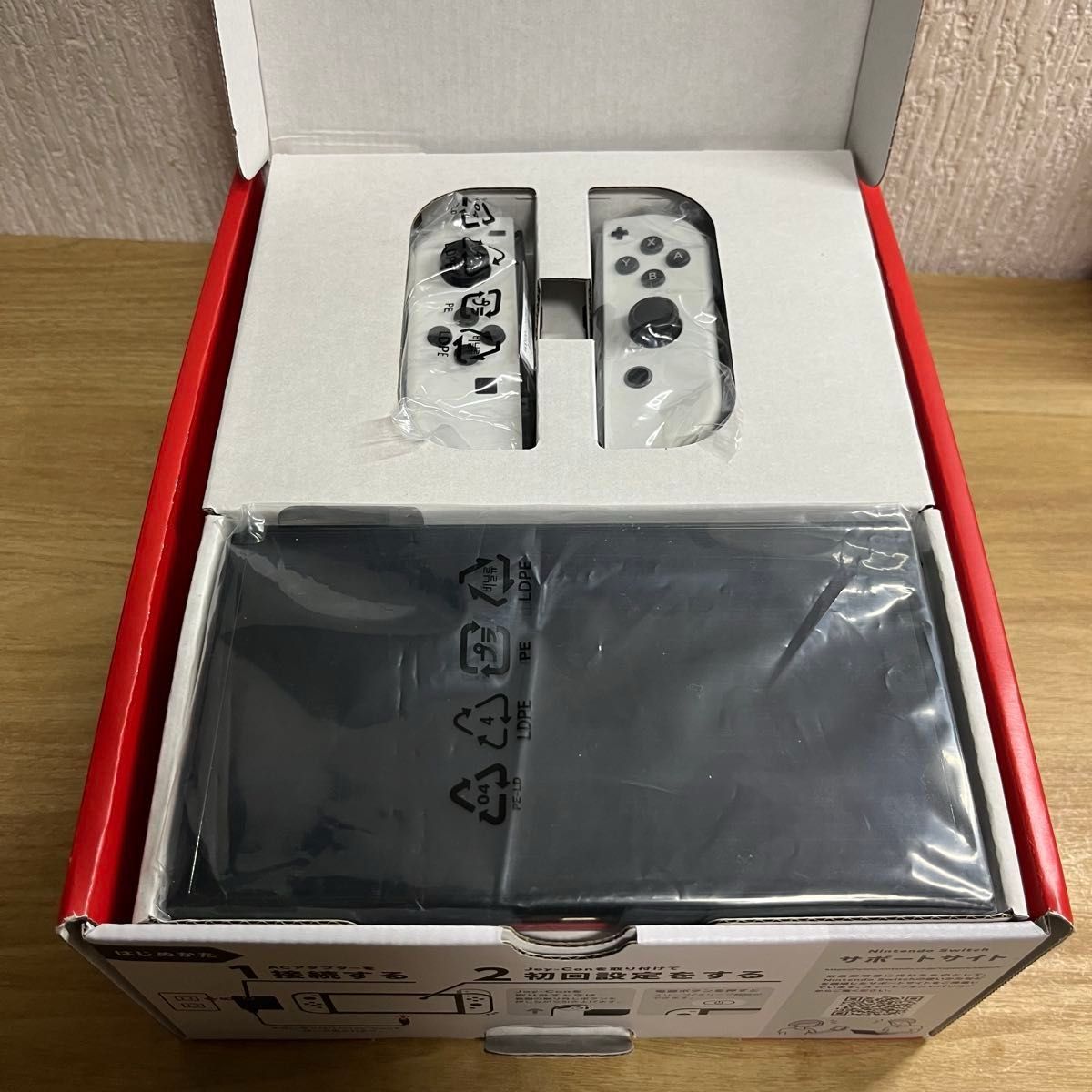 完美品 Nintendo SWITCH 有機ELモデル 本体 ホワイト/ブラック