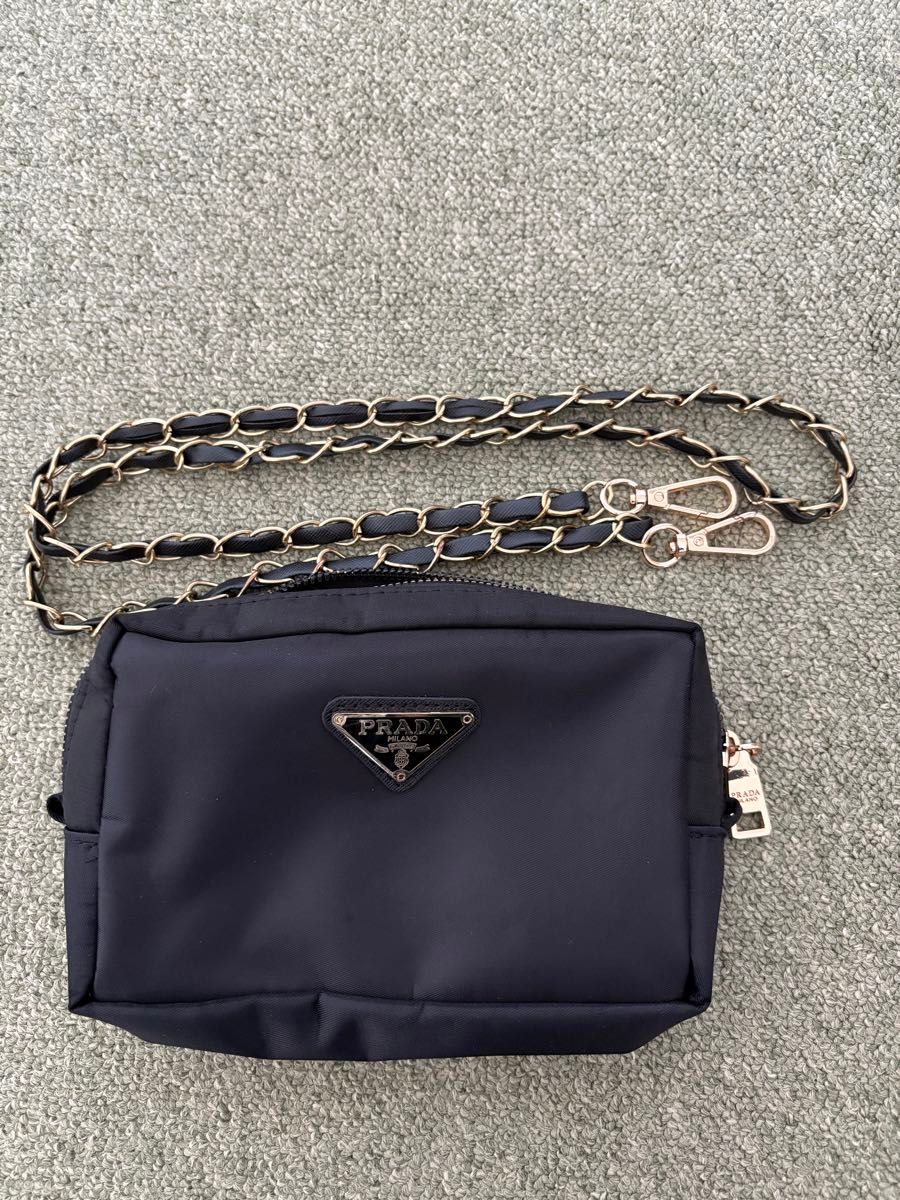 プラダ ノベルティ ショルダーバッグ｜Yahoo!フリマ（旧PayPayフリマ）