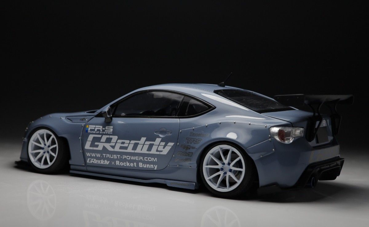 アオシマ 1/24 トヨタ ロケットバニー 86 全塗装 完成品｜Yahoo!フリマ