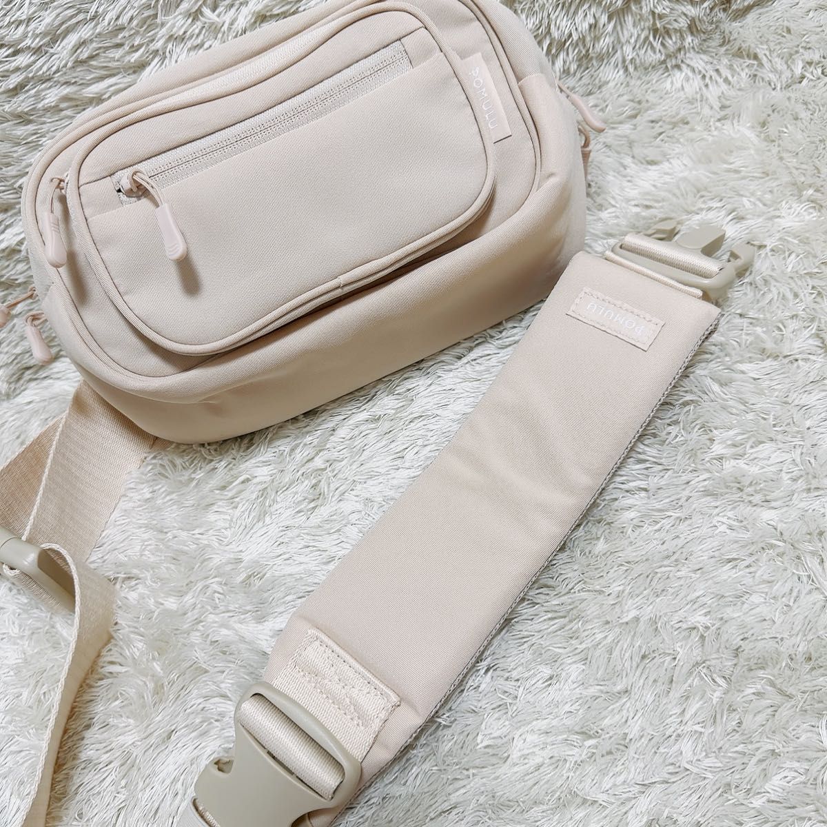 未使用 POMULU ポムル 2way ヒップシート ナチュラルアイボリー 淡色