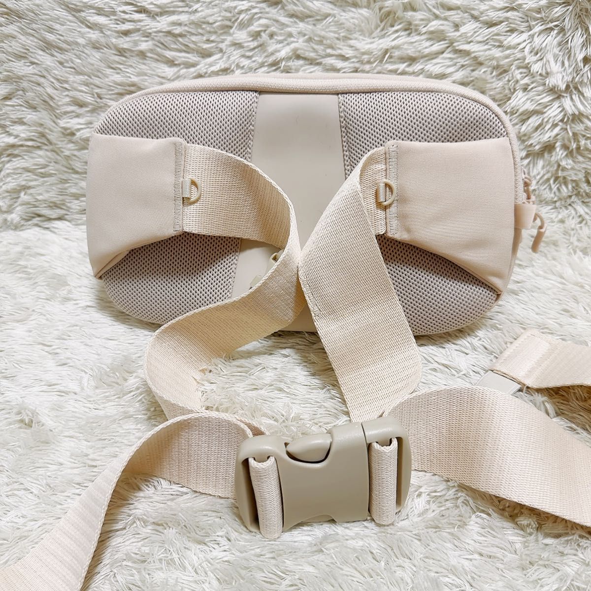 未使用 POMULU ポムル 2way ヒップシート ナチュラルアイボリー 淡色