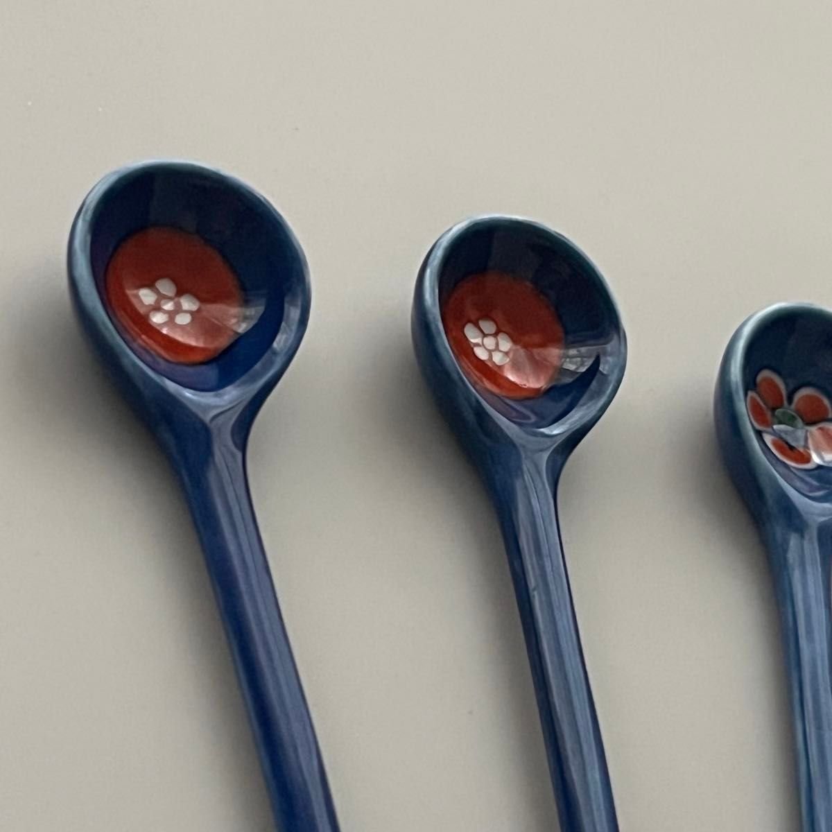 源右衛門 源右衛門窯 有田焼 コーヒースプーン 陶器 紺色 赤 刻印あり