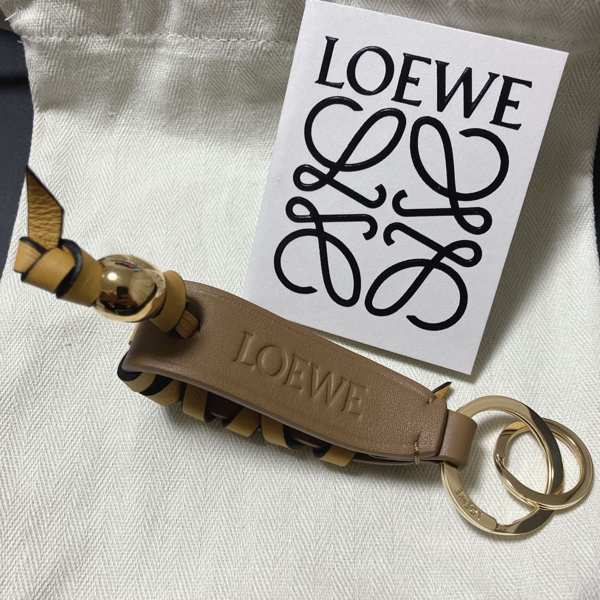 正規品 新品未使用 LOEWE クロスブレイデッドキーリング レザー ロエベ