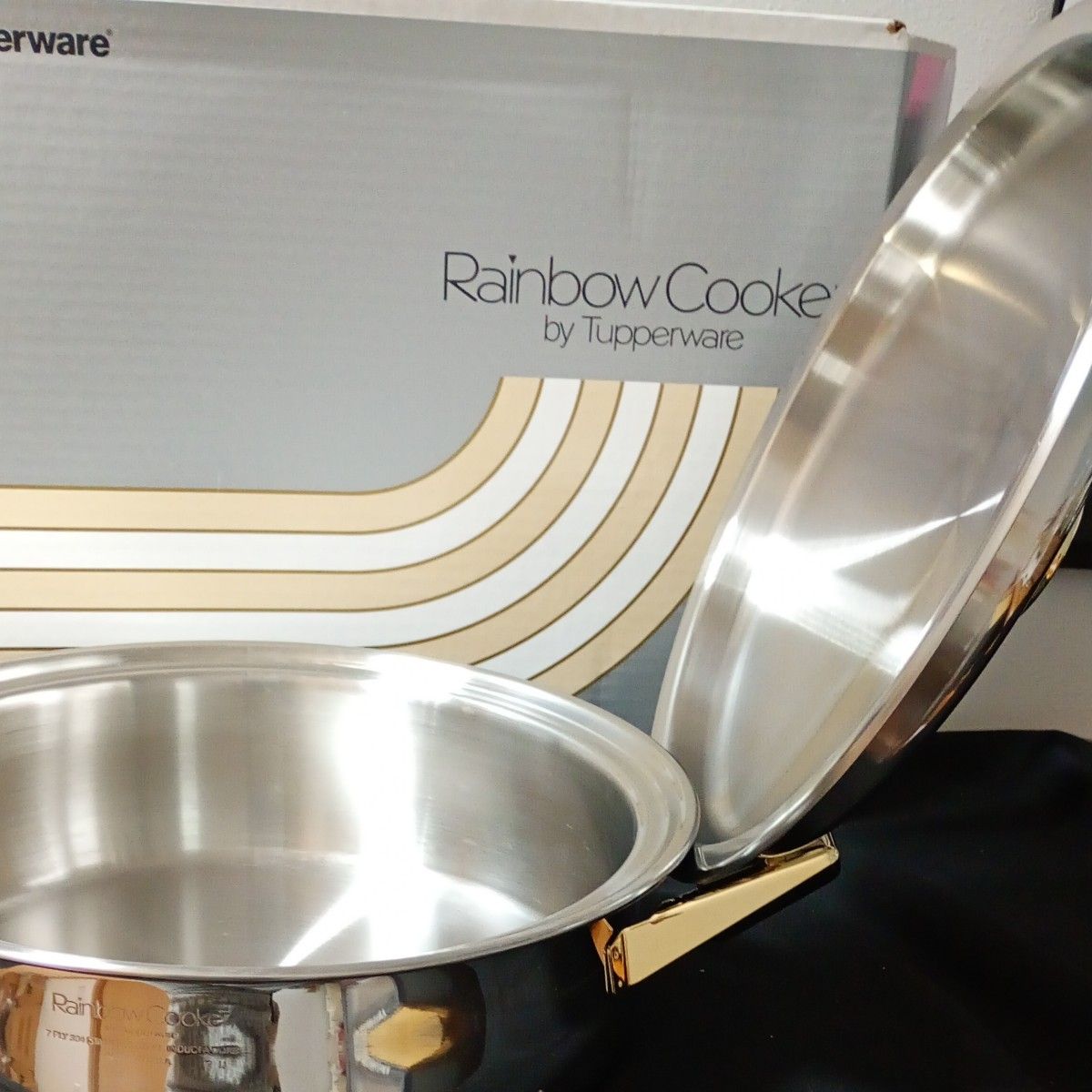 日本タッパーウェア レインボークッカー26cm深鍋 レシピ本つき 未使用