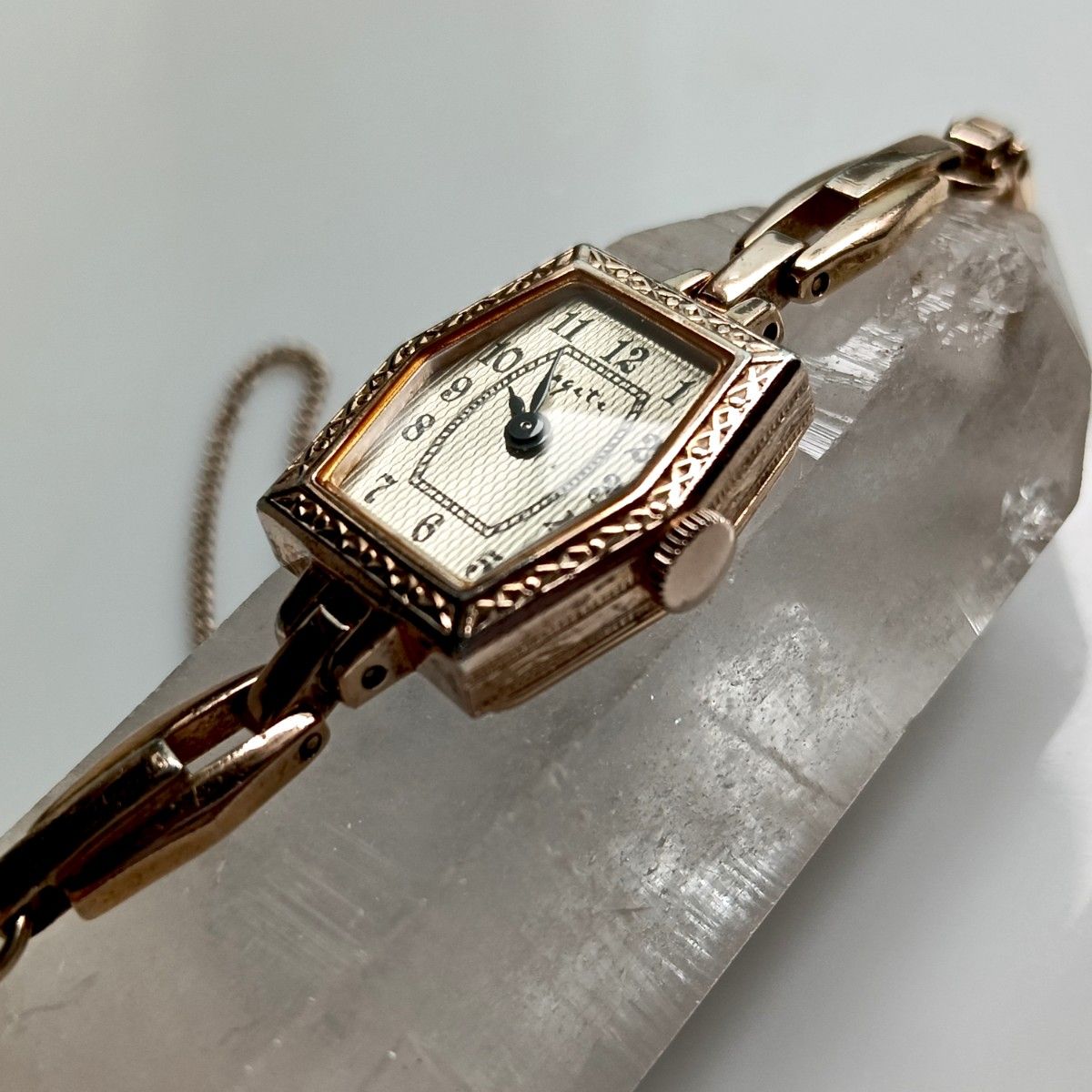 動作品 agete アガット アンティーク調 シルバー ヘキサゴン ピンク