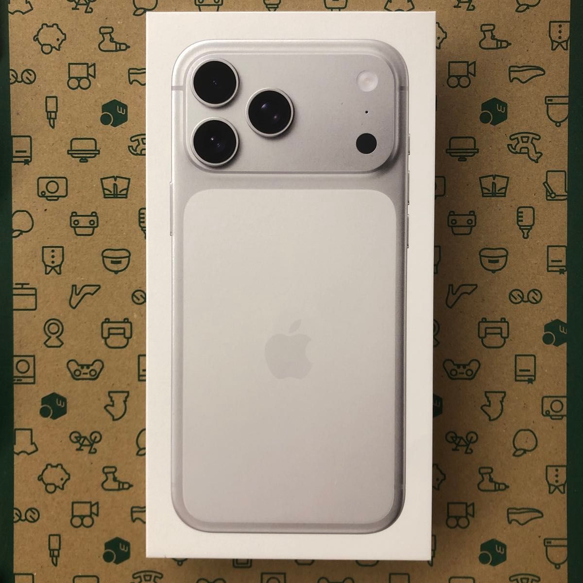 iPhone 17 Pro Max 256GB シルバー 新品未開封｜Yahoo!フリマ（旧