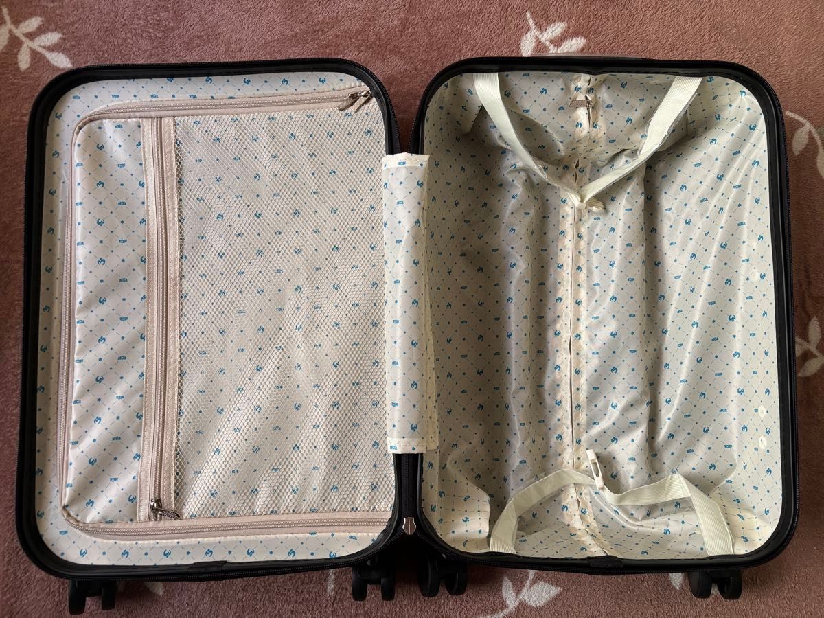 Mrs.GREEN APPLEキャリーケース ローソンキャンペーン当選品 Mrs GREEN