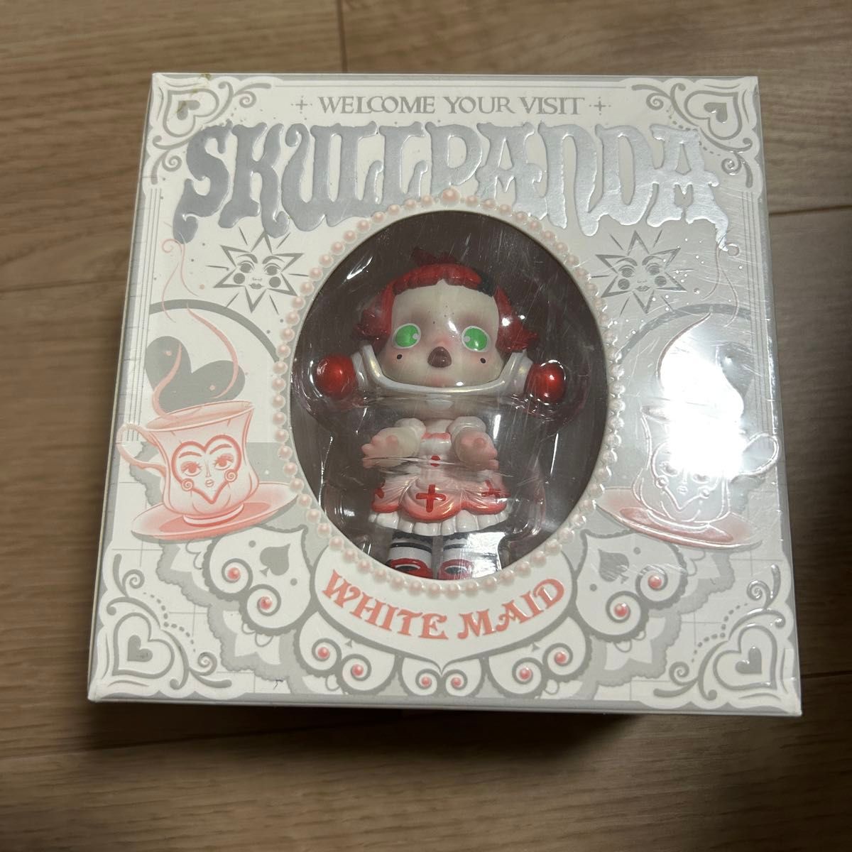 POPMART skullpanda スカルパンダ ホワイトメイド スカルパンダ