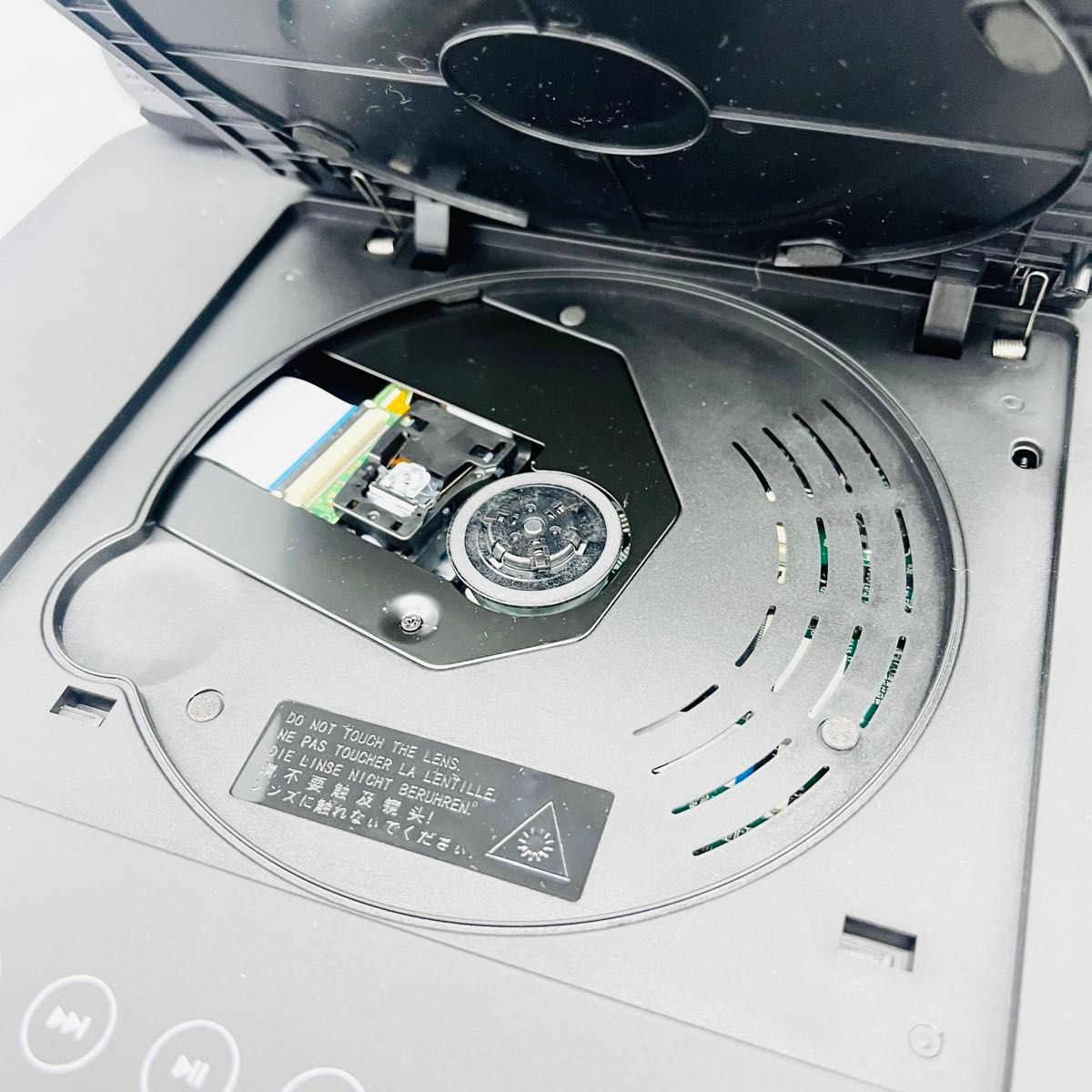 TEES PBD-963TS ポータブルブルーレイプレーヤー 9インチ Blu-ray