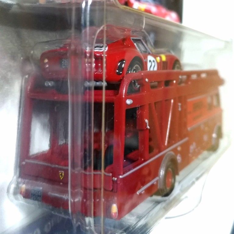 新品未開封 ホットウィール チームトランスポート フェラーリ 250 GTO