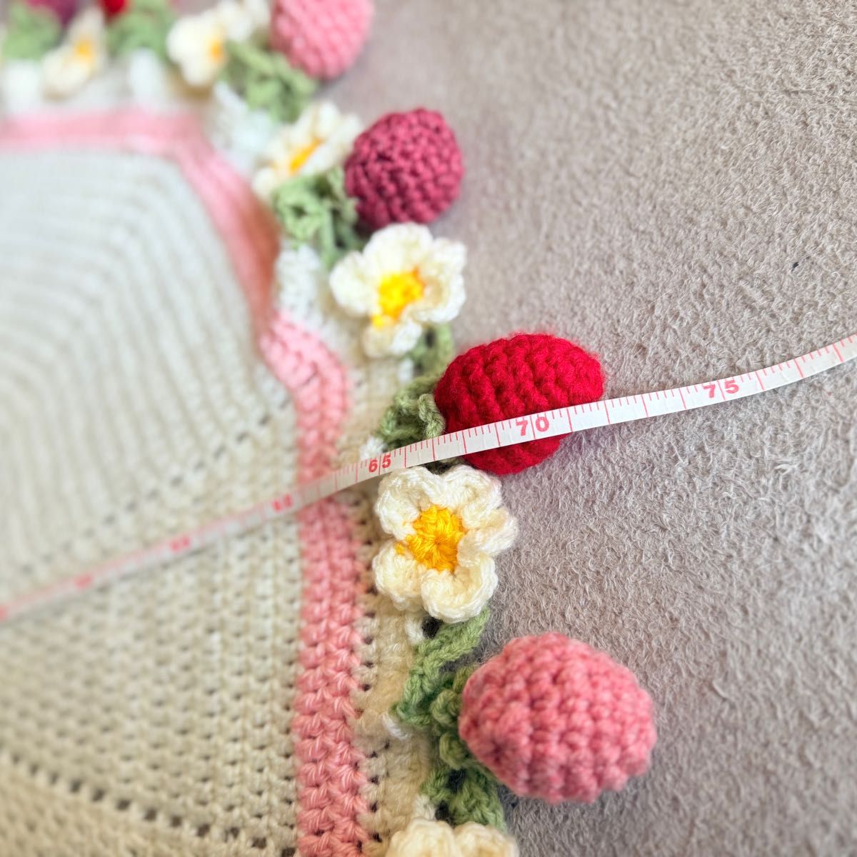 月3名限定】イチゴモチーフ ブーケブランケット 花束ブランケット