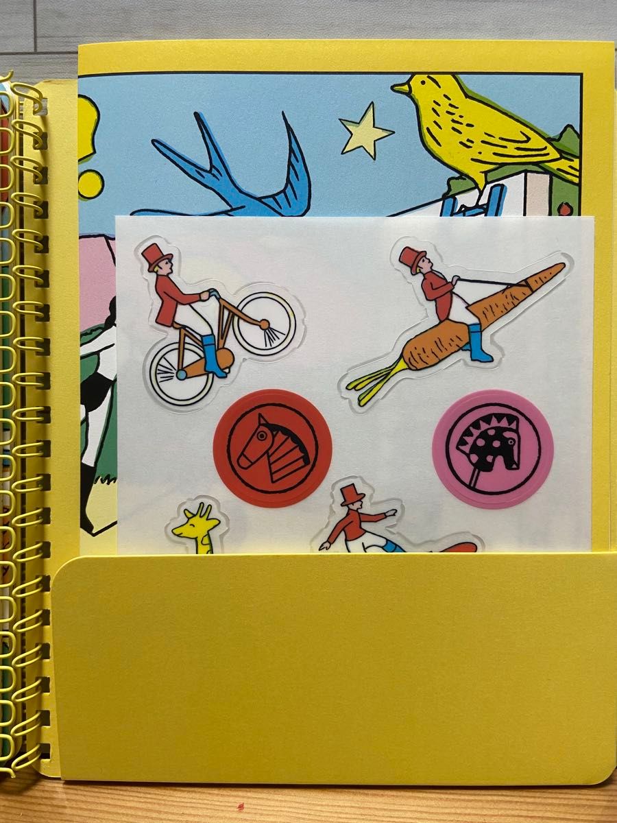 HERMES 【エルメスの馬さがし】ノベルティ ノート 非売品 イエロー