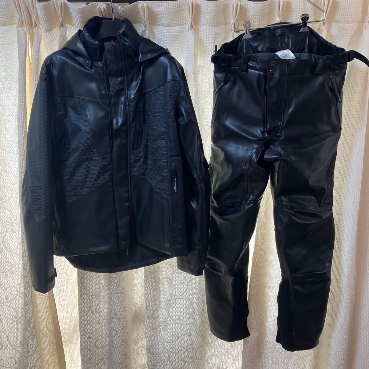 廃盤ライダースイージス360リフレクト透湿防水防寒ストロング