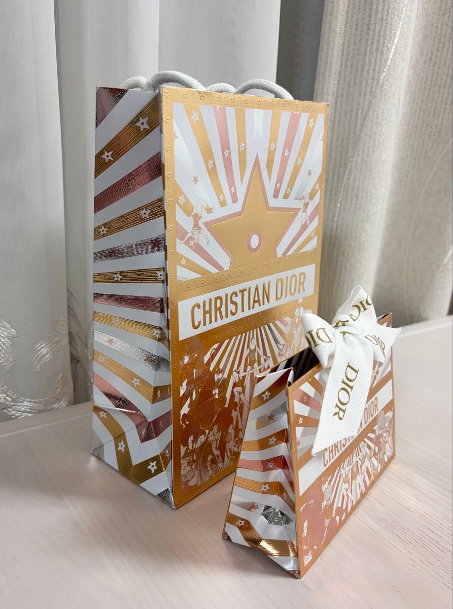 ディオール ホリデー限定ショッパー＆ギフトボックス 2025年 ギフト