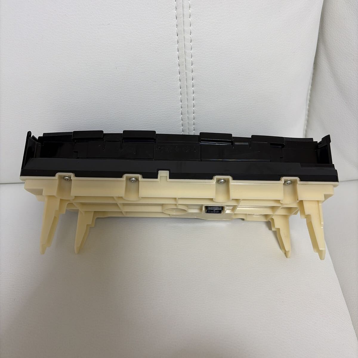 超美品 G's ZVW30系 プリウス 後期 24年〜 純正エアコンスイッチ LED