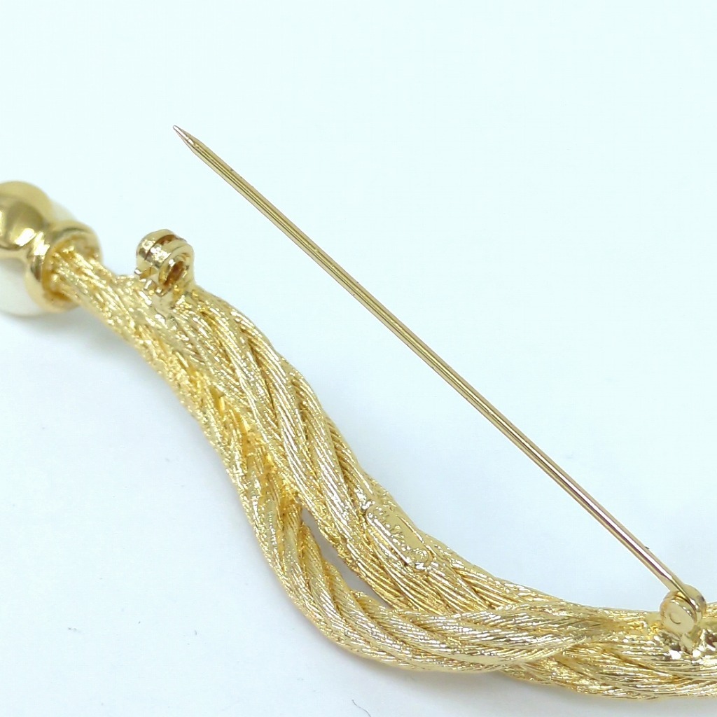 クリスチャンディーオル フェイクパール ブローチ ゴールドカラー Dior