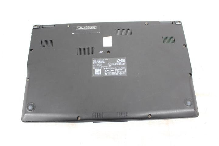 LIFEBOOK WU-X/E3 第11世代 Core i7 1165G7/8GB/SSD256GB/13.3インチ