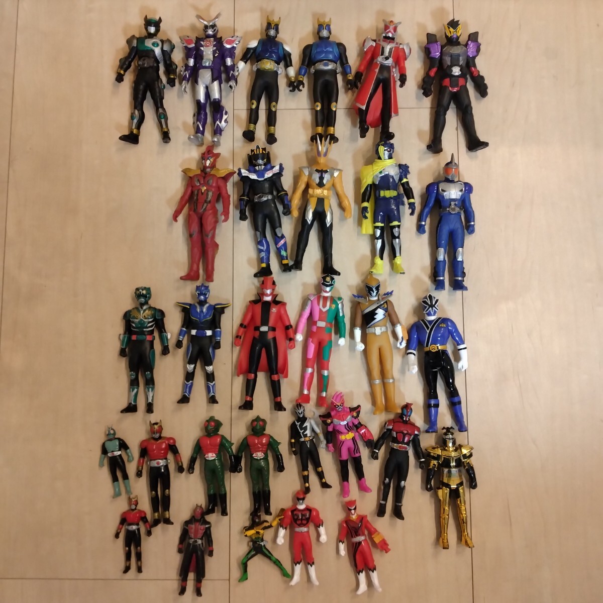 仮面ライダー スーパー戦隊 ソフビ セット フィギュア バンダイ まとめ