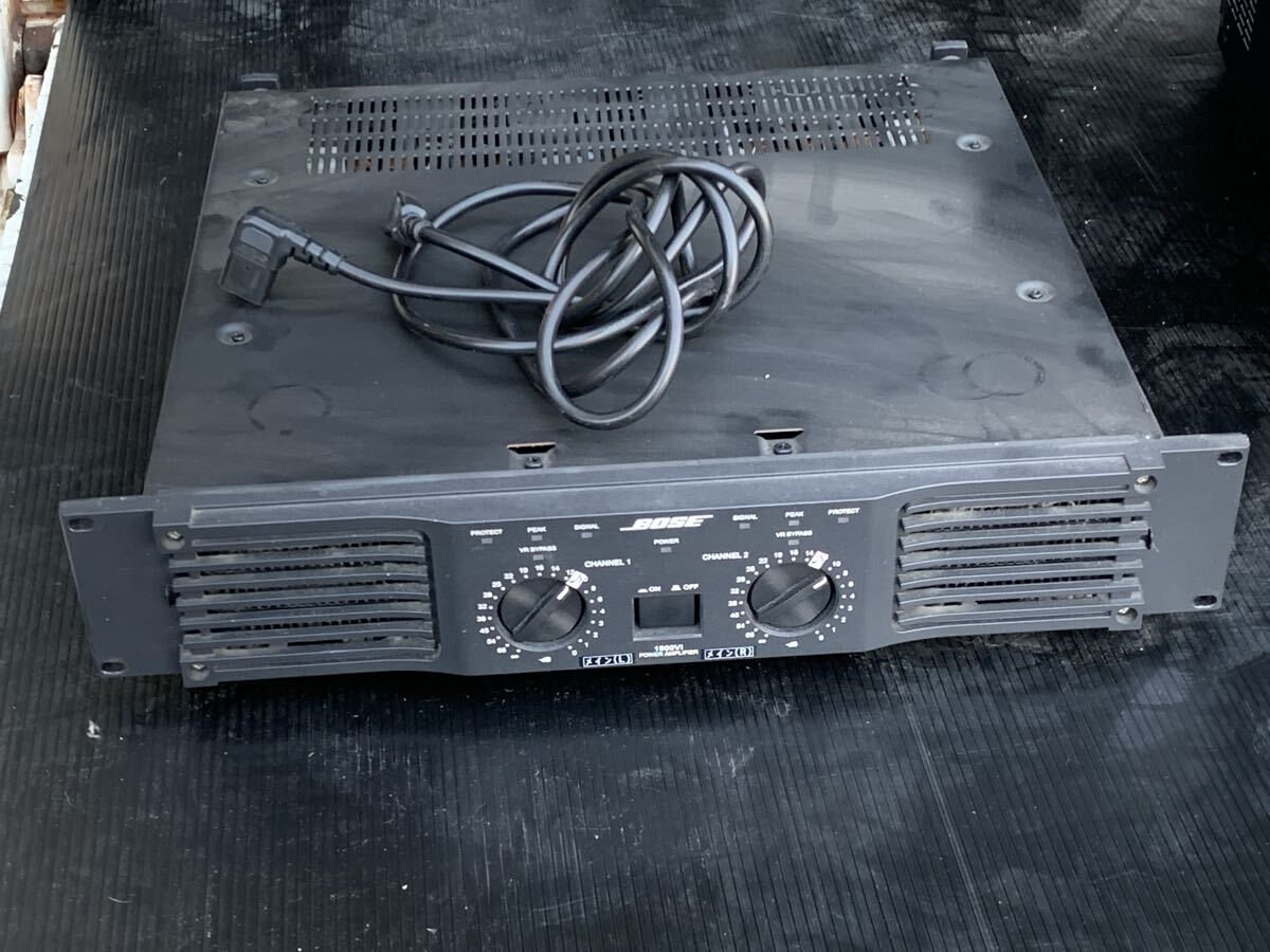 ① 動作品 BOSE ボーズ 1900VI デュアル パワーアンプ 音響機材 bose