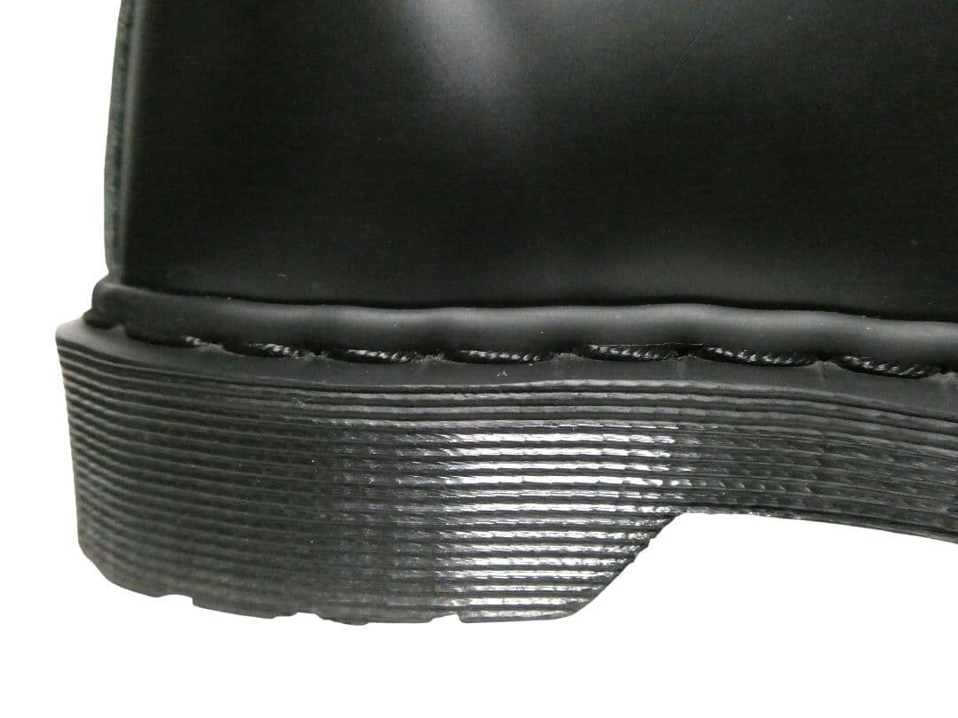 激レア シーズン限定モデル 美品 モノブラック ドクターマーチン3