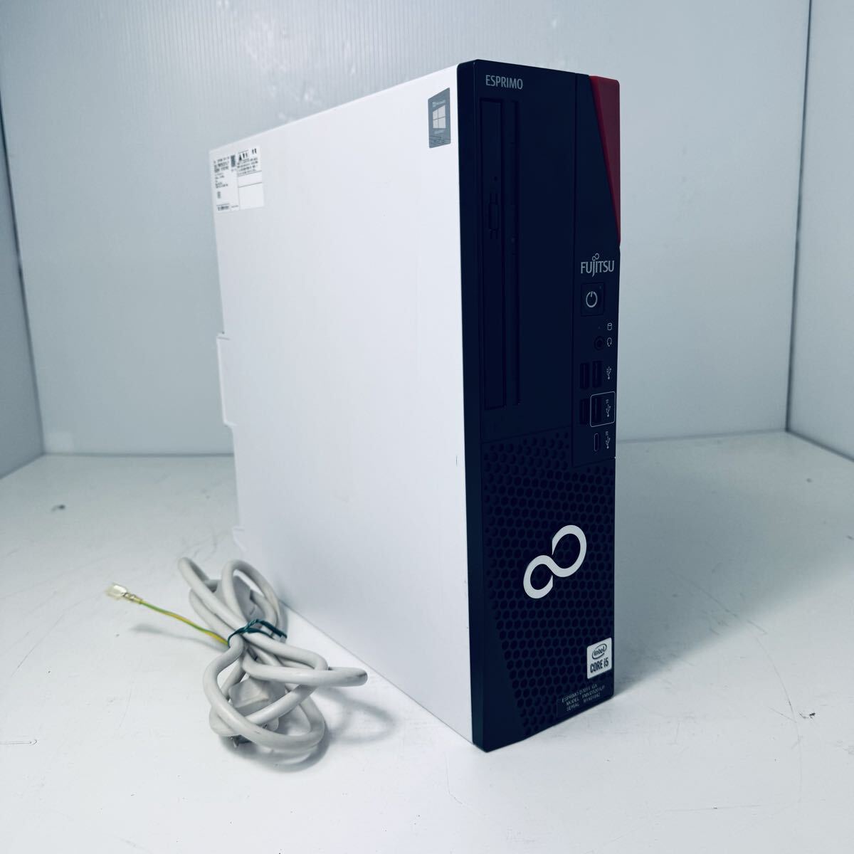 富士通 ESPRIMO D7011/GX［Intel Core i5-10505 @ 3.20GHz／メモリ16GB
