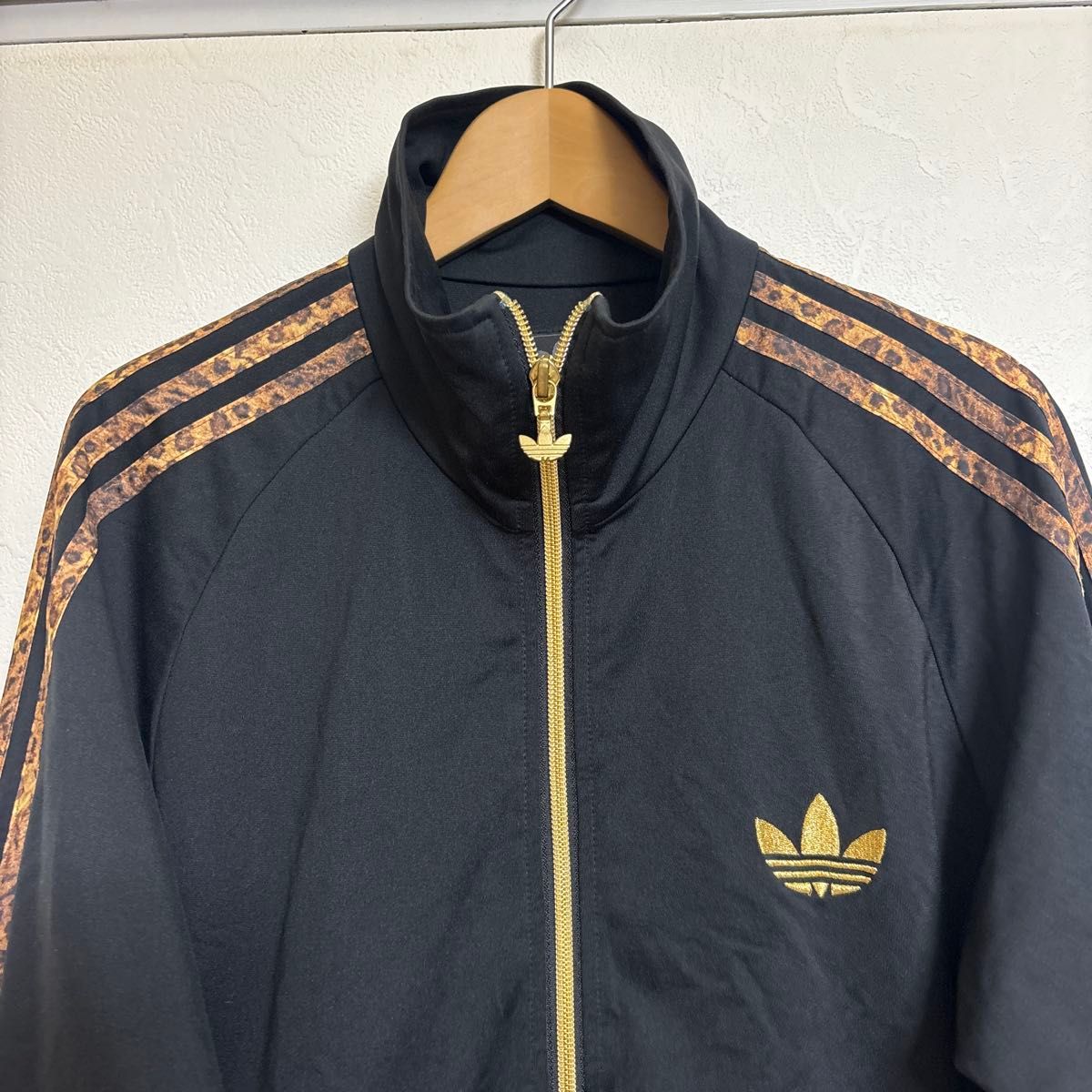 アディダス adidas レオパード柄 ヒョウ柄 トラックジャケット