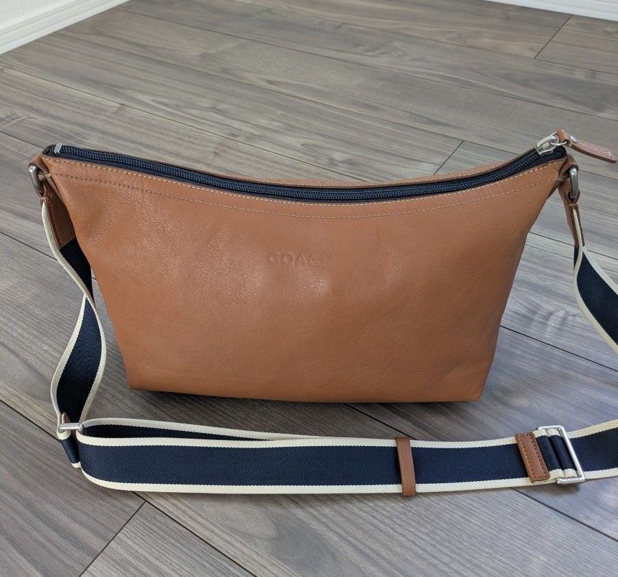 中古 COACH コーチ ヘリテージウェブ レザー F70559 ショルダーバッグ