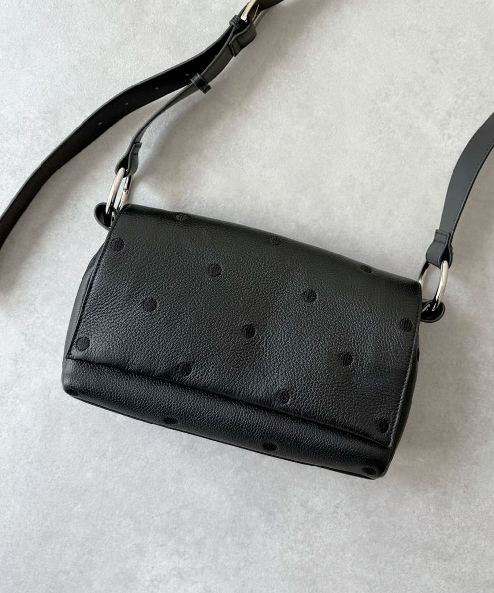 ビアズリー BEARDSLEY NEWボディバッグ ブラック｜Yahoo!フリマ（旧