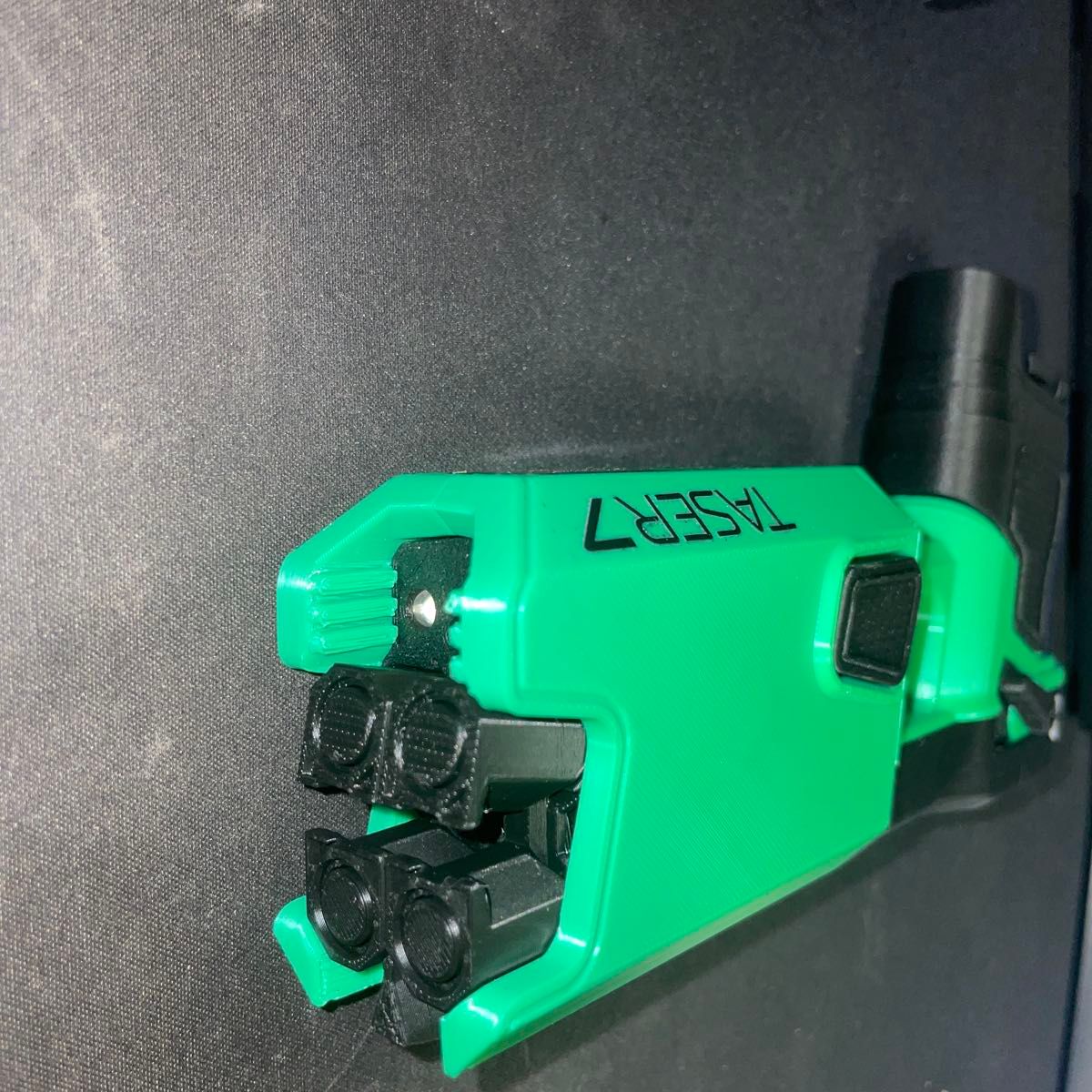 Taser 7 Green 3Dプリンタ製 可動レプリカ(レーザー・ライト・サウンド