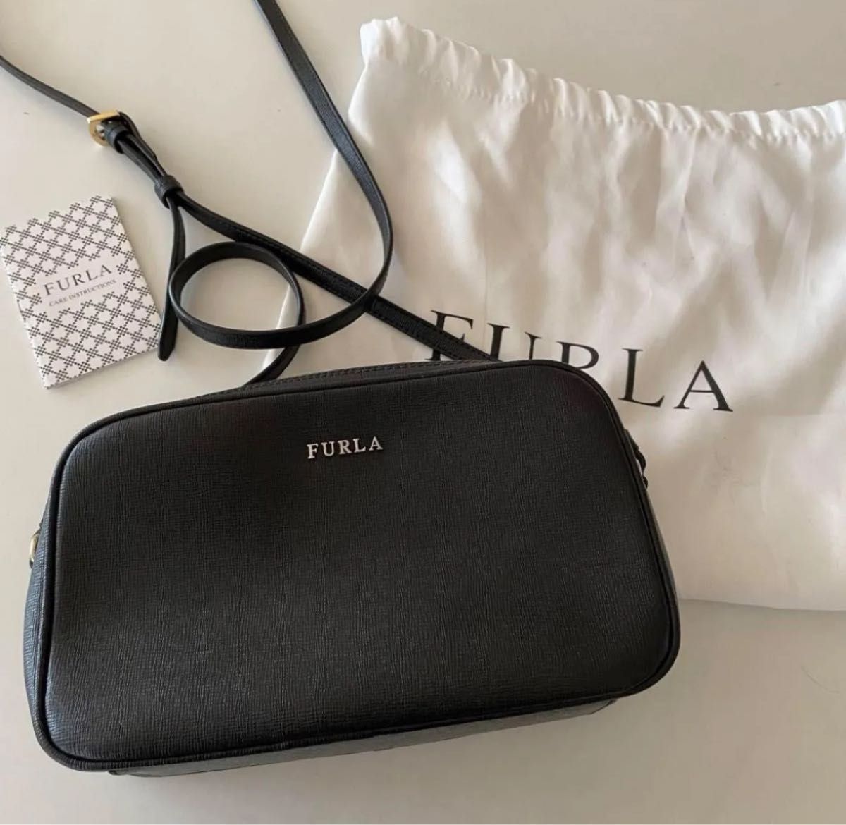 FURLA フルラ LILI リリー ショルダーバッグ クロスボディ レザー