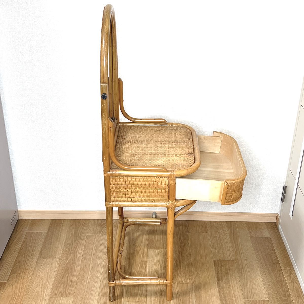 良品】 ラタン ドレッサー 鏡台 スツール付き 籐家具 古家具 椅子