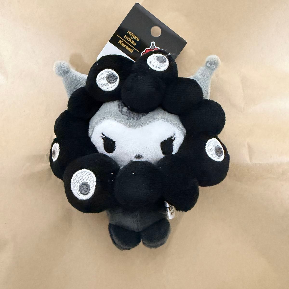 ミャクミャク なりきりぬいぐるみ BC ブラック クロミ サンリオ｜Yahoo