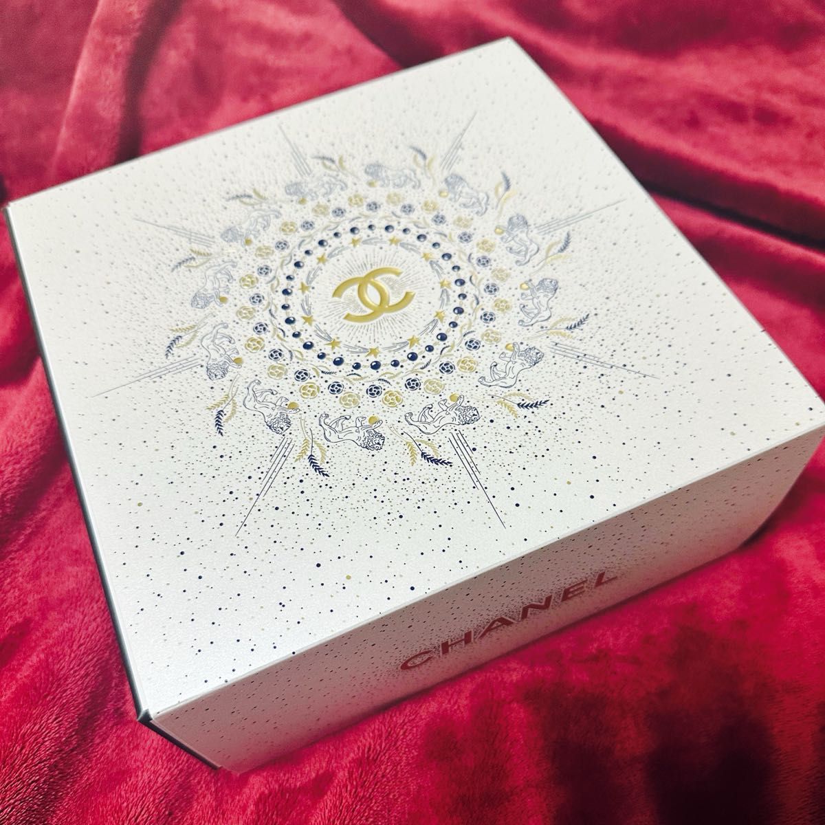 CHANEL シャネル ホリデー限定 ボックス ギフトボックス 2025｜Yahoo