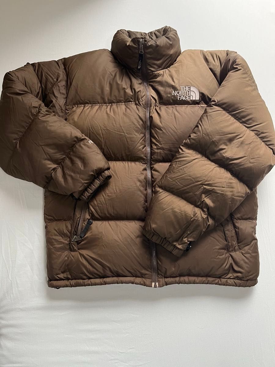 希少 THE NORTH FACE ブラウン ダウンジャケット ヌプシ センターロゴ