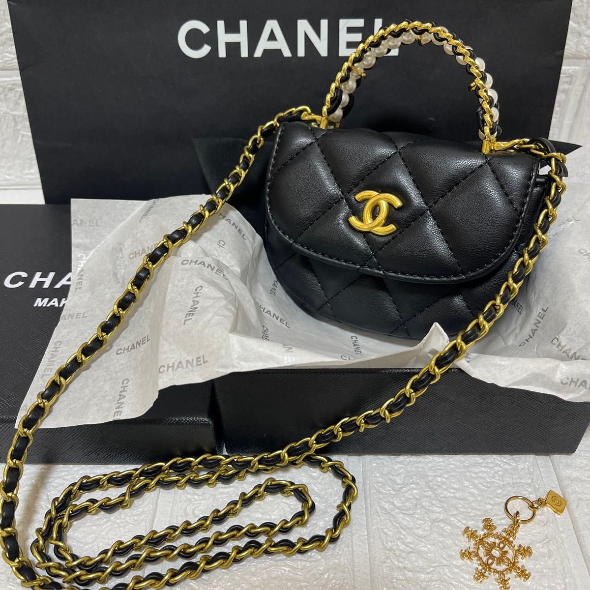 CHANEL シャネル ノベルティ ミニマトラッセ風 チェーンショルダー