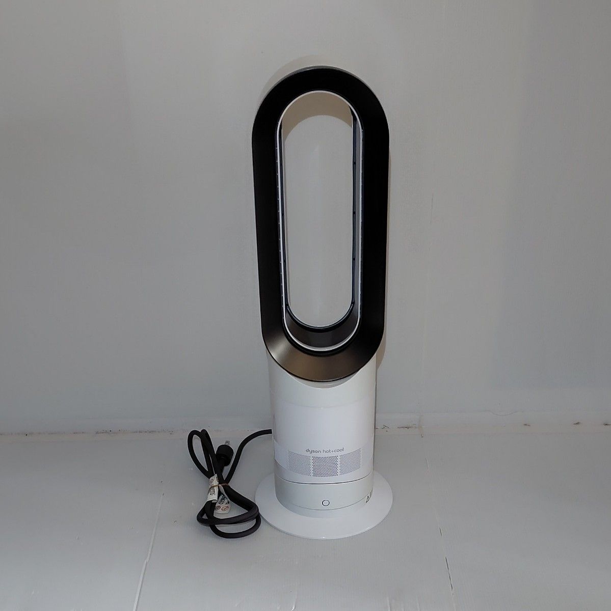 ほぼ新品】2023年製 Dyson ダイソン Hot Cool AM09｜Yahoo!フリマ（旧