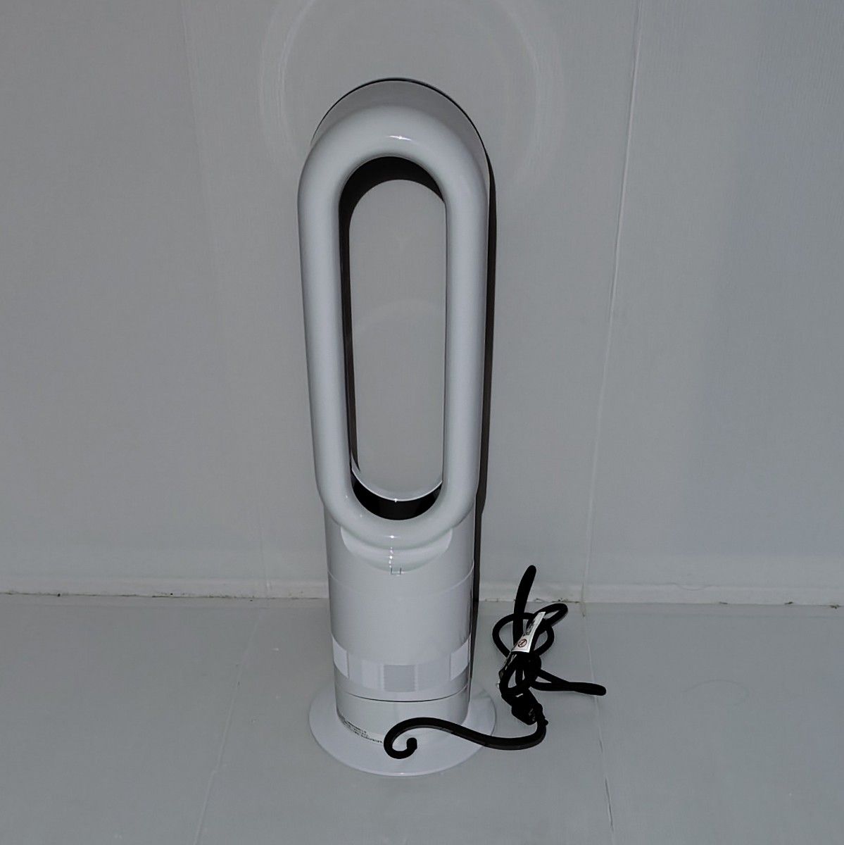 ほぼ新品】2025年製 Dyson ダイソン Hot Cool AM09｜Yahoo!フリマ（旧