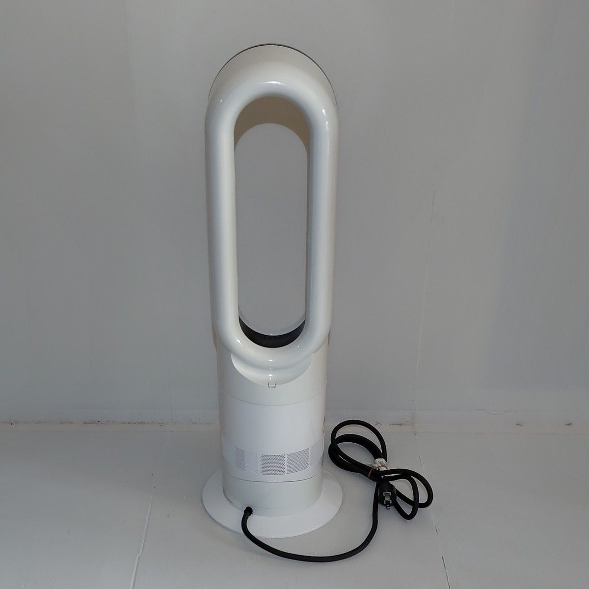 ほぼ新品】2023年製 Dyson ダイソン Hot Cool AM09｜Yahoo!フリマ（旧