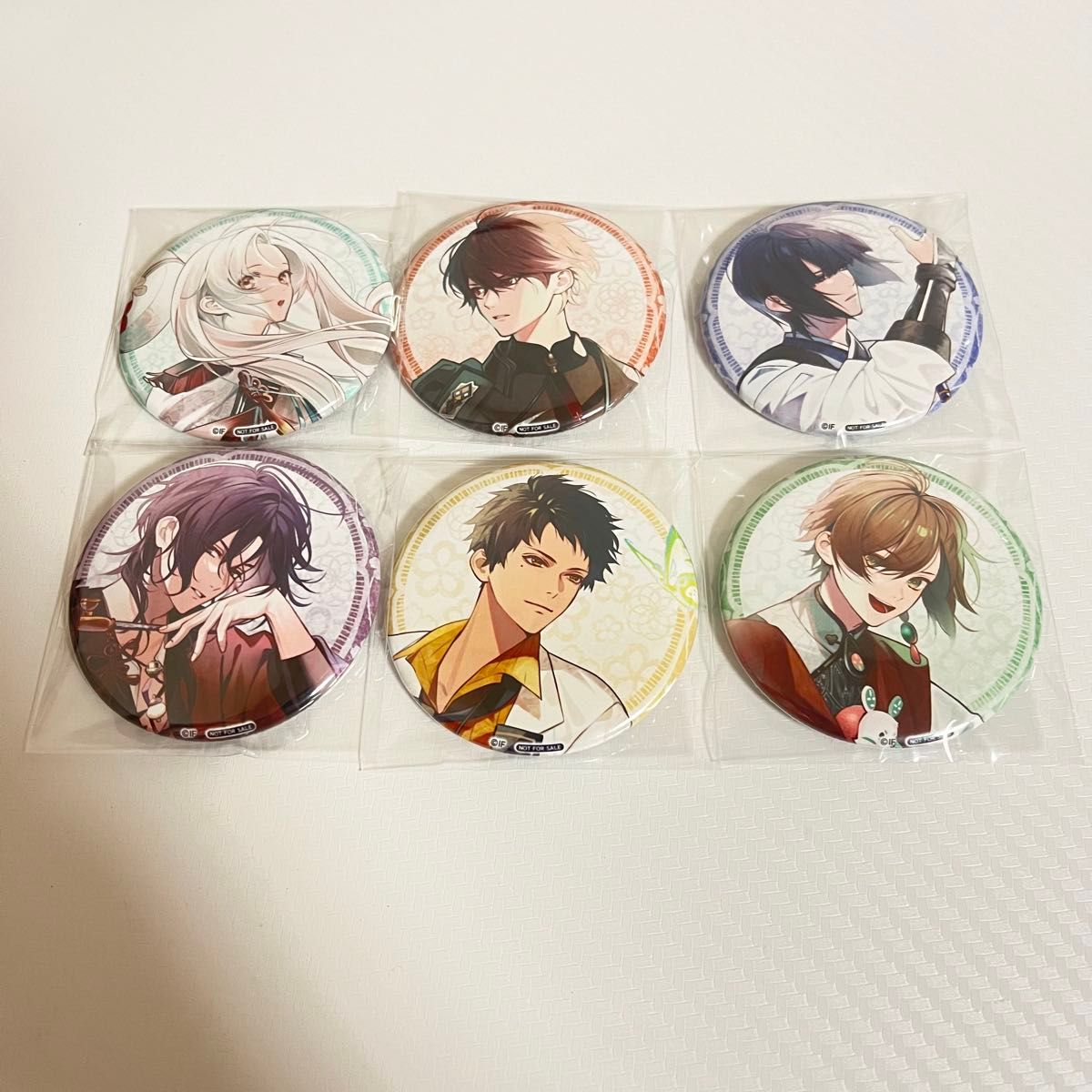 オランピアソワレ 特典缶バッジ｜Yahoo!フリマ（旧PayPayフリマ）