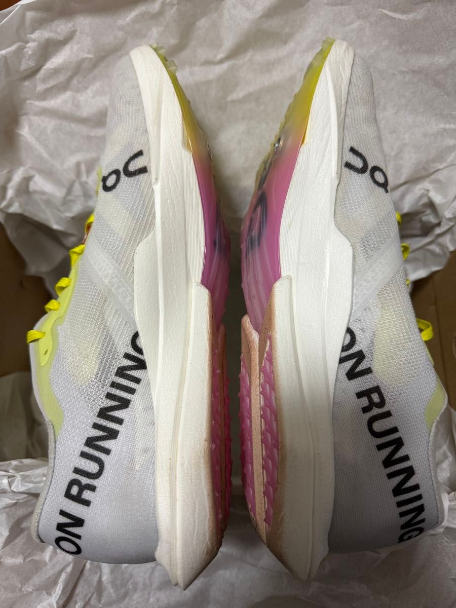 25 5 オン クラウドスパイク アンプリウス 2 on Cloudspike Amplius 2