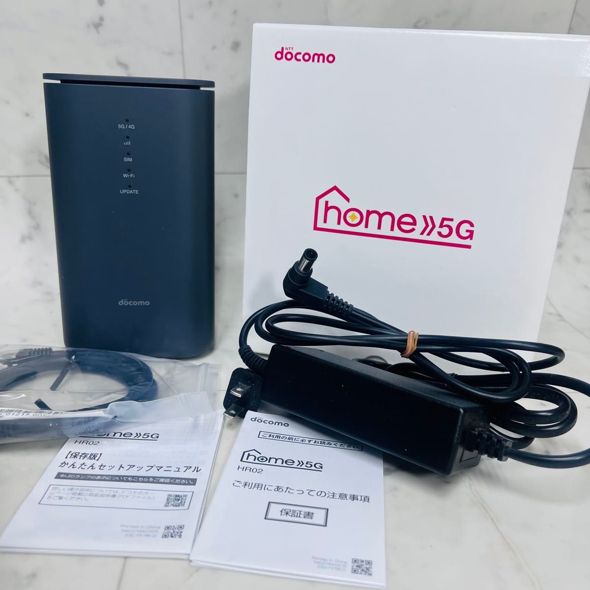 docomo home 5G HR02 制限〇 初期化済 箱付 AC付 SIM無 通電確認