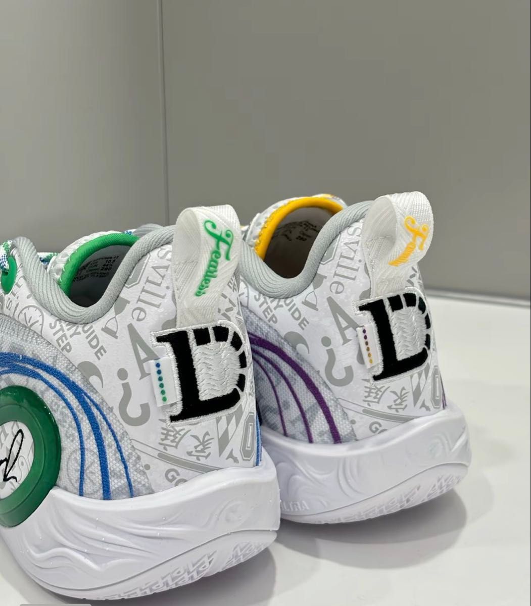 LI-NING Wade Dlo1「キャリア」バスケットシューズ メンズスニーカー