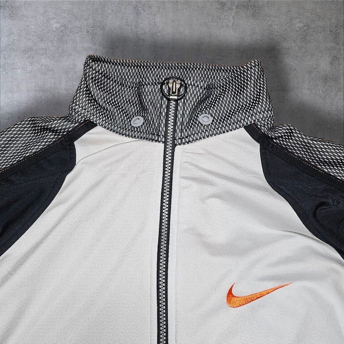 90s NIKEナイキ 白タグ トラックジャケット ジャージ スウッシュ刺繍