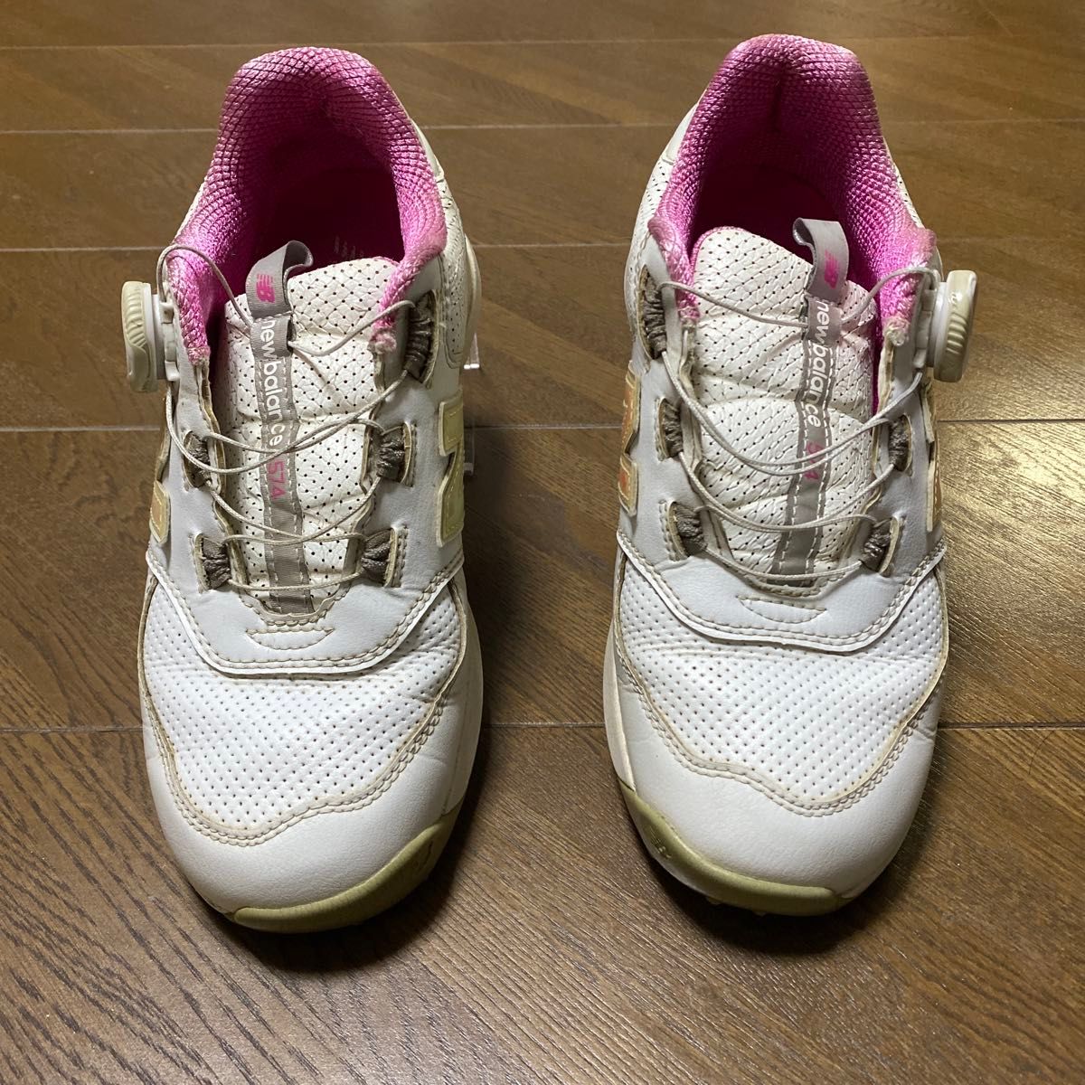 new balance】ニューバランス ボアゴルフシューズ 白×ピンク 23 0cm
